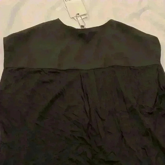 DR2 Women Blouse - Picture 4 of 4